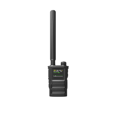 2500 मीटर 2.5 किमी एंटी ड्रोन डिटेक्शन 300M-6GHz हैंडहेल्ड ड्रोन डिटेक्टर यूएवी
