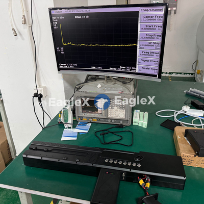 हल्के 2KM जामिंग 8-बैंड एंटी एफपीवी ड्रोन गन 433MHz -5.8G पोर्टेबल एंटी ड्रोन जैमर